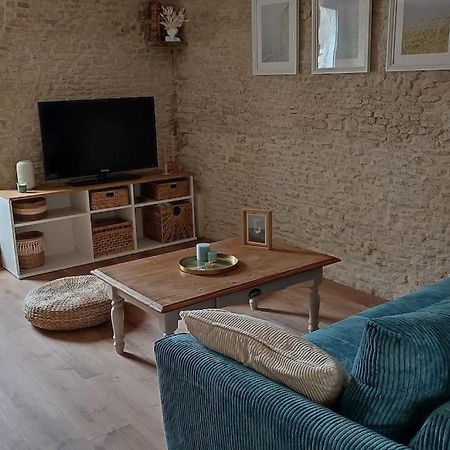 Appartement Avec Jardin Et Acces Mer Гранкам-Мези Екстериор снимка