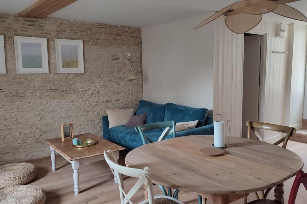 Appartement Avec Jardin Et Acces Mer Гранкам-Мези Екстериор снимка