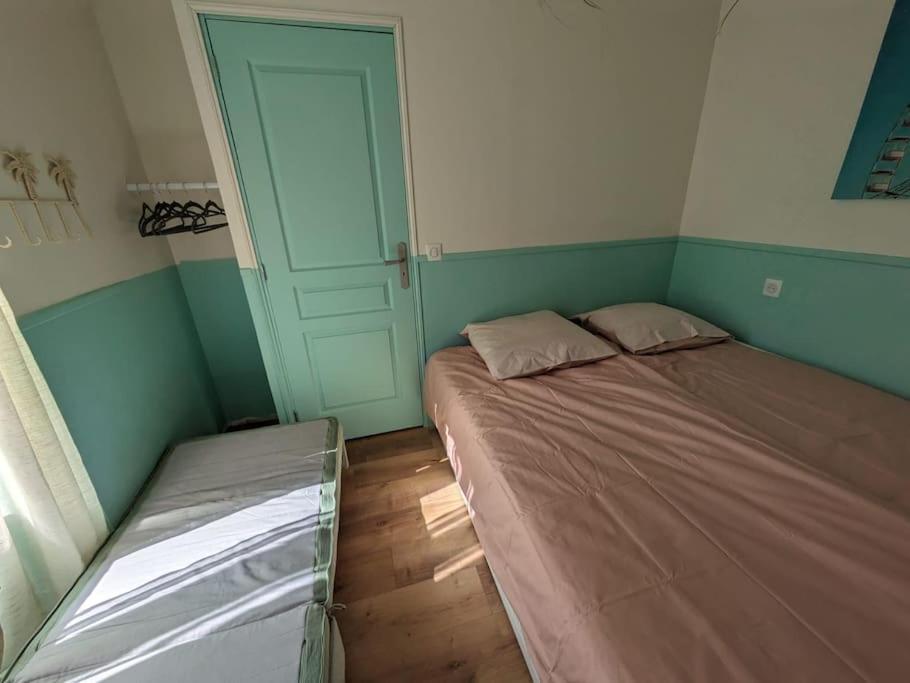 Appartement Avec Jardin Et Acces Mer Гранкам-Мези Екстериор снимка