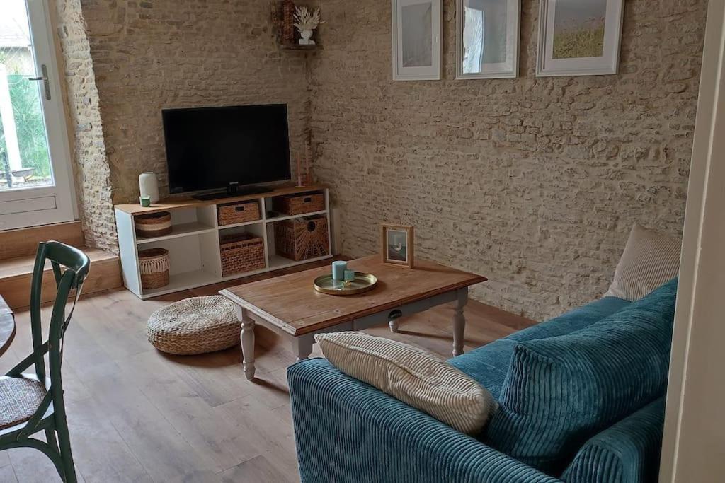 Appartement Avec Jardin Et Acces Mer Гранкам-Мези Екстериор снимка